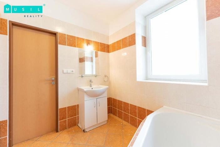 Prodej bytu 2+kk, Šumperk, 17. listopadu, 76 m2