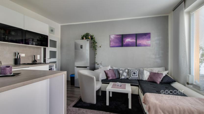 Pronájem bytu 2+kk, Praha - Kyje, Farkašova, 41 m2