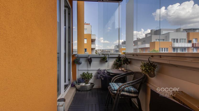 Pronájem bytu 2+kk, Praha - Kyje, Farkašova, 41 m2