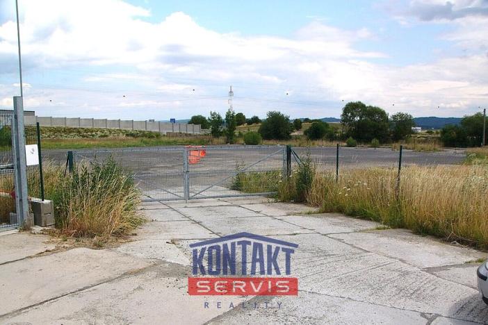 Pronájem komerčního pozemku, Drhovle, 8946 m2