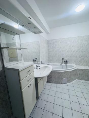 Prodej bytu 4+1, Pardubice - Zelené Předměstí, Sokolovská, 113 m2