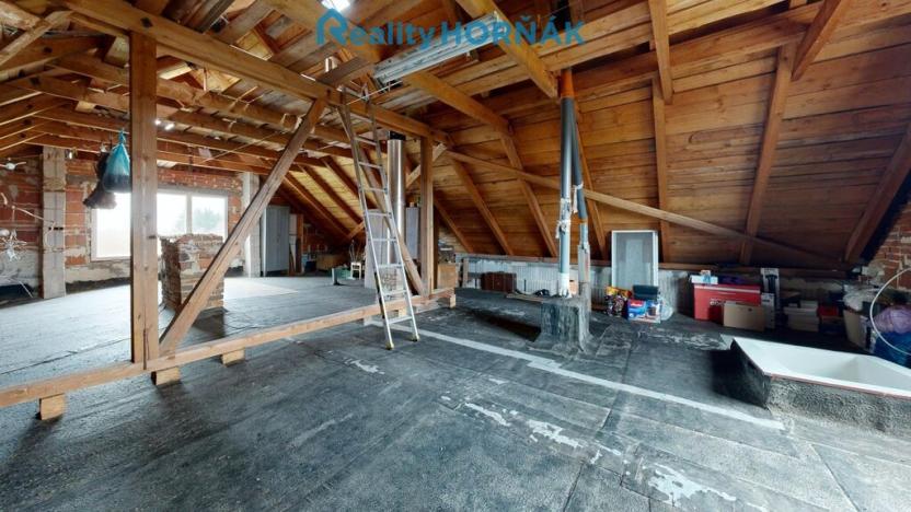 Prodej rodinného domu, Stádlec, 360 m2