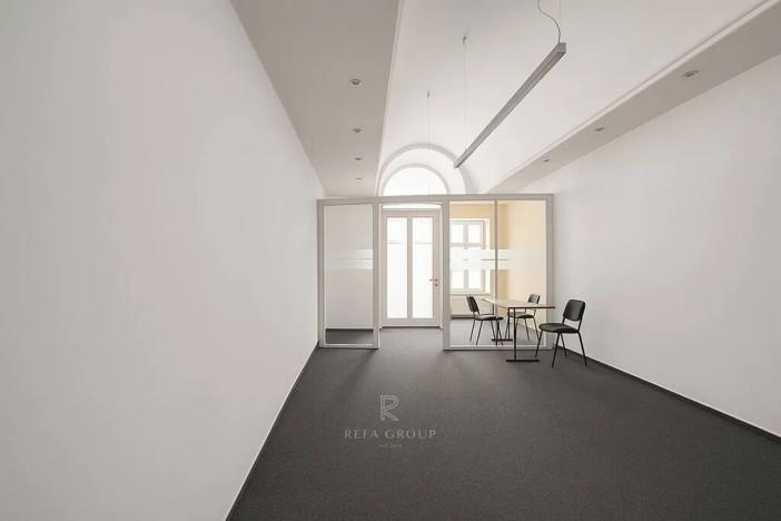 Pronájem obchodního prostoru, Praha - Nové Město, Příčná, 70 m2
