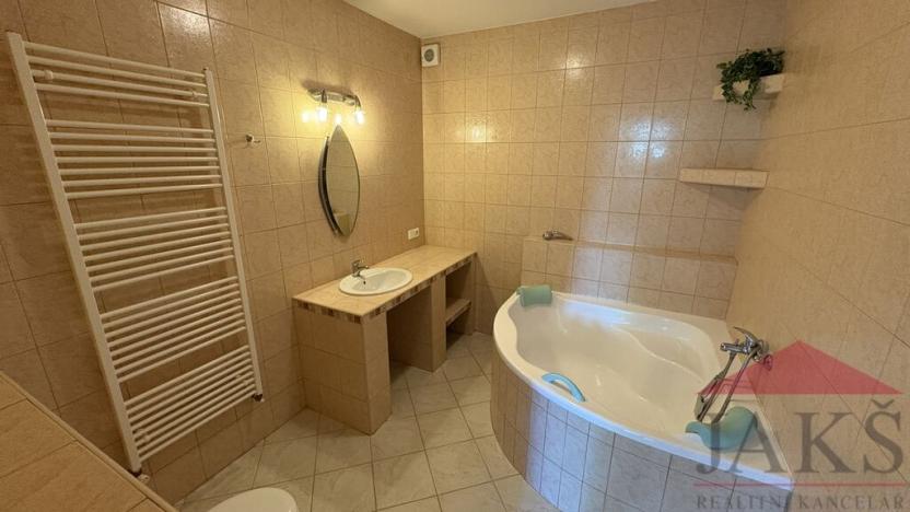 Prodej rodinného domu, Kolinec, 100 m2