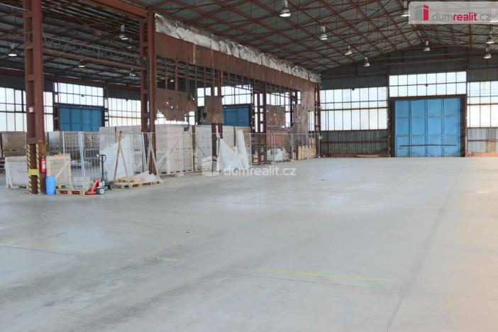 Pronájem skladu, Olomouc - Chválkovice, Libušina, 1543 m2