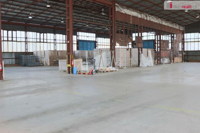 Pronájem skladu, Olomouc - Chválkovice, Libušina, 1543 m2