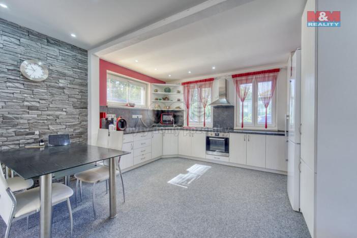 Prodej skladu, Lhůta, 1220 m2