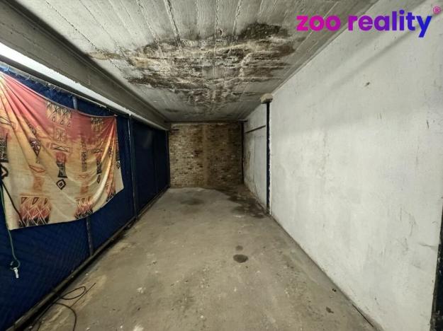 Prodej garážového stání, Chomutov, Bezručova, 19 m2