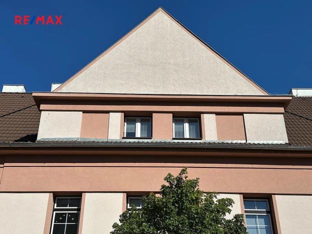 Prodej bytu 2+kk, Přelouč, Československé armády, 55 m2