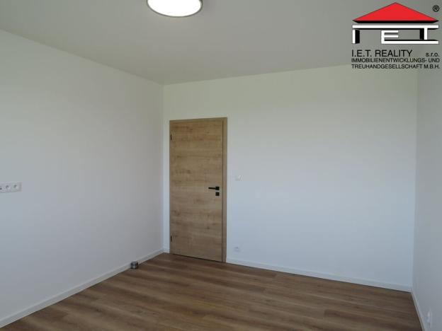 Prodej rodinného domu, Mezouň, 210 m2