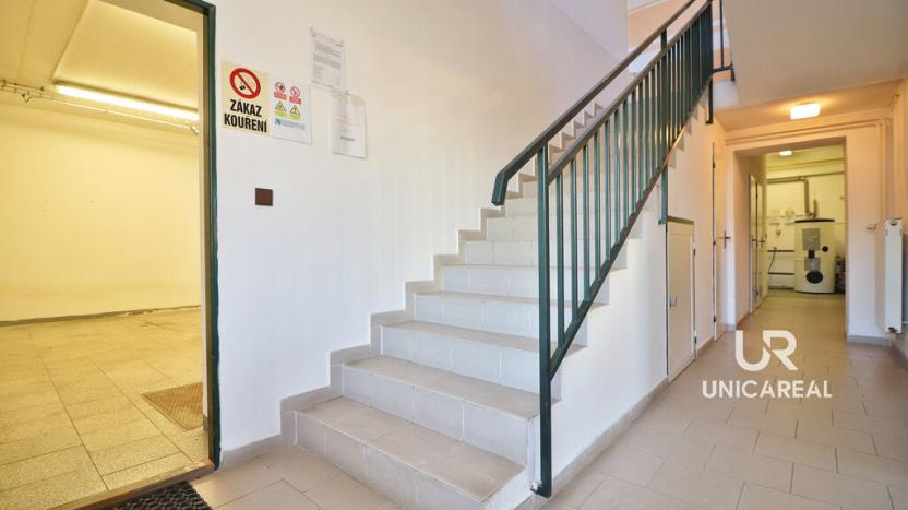 Prodej kanceláře, Letovice, U koupaliště, 834 m2