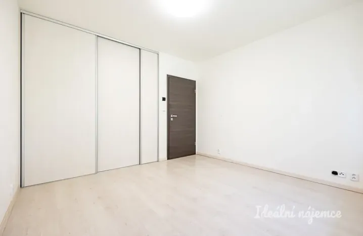 Pronájem bytu 3+kk, Hovorčovice, Střední, 76 m2