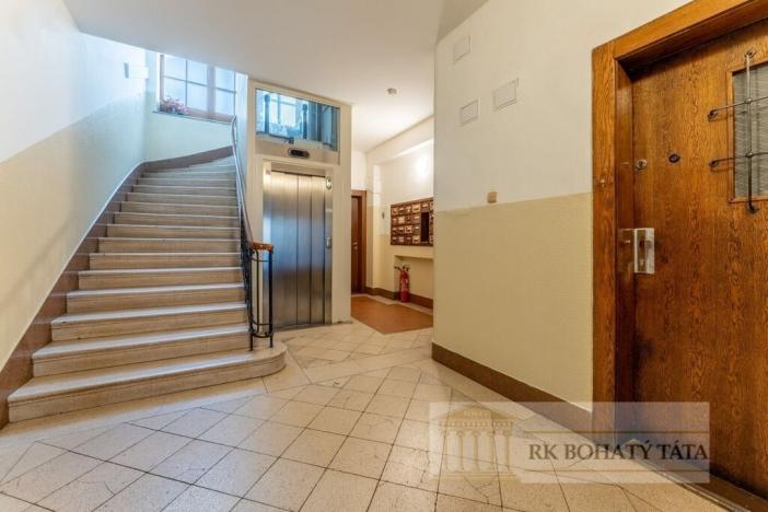 Prodej bytu 1+kk, Praha - Staré Město, Konviktská, 33 m2