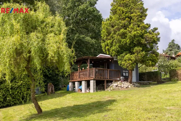 Prodej zahrady, Karlovy Vary, 555 m2