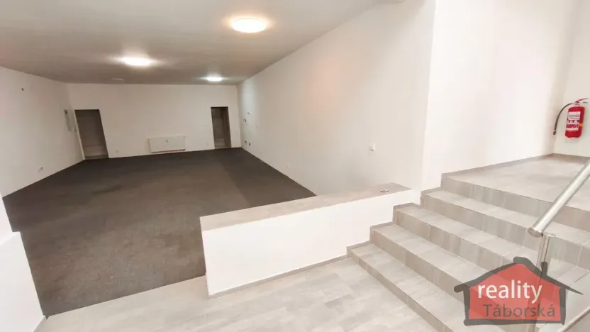 Prodej atypického bytu, Nupaky, 88 m2