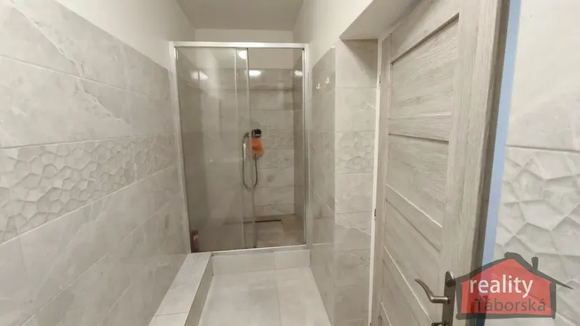 Prodej atypického bytu, Nupaky, 88 m2