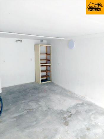 Pronájem garáže, Olomouc, 30 m2