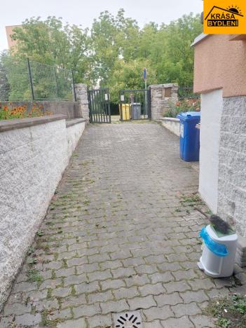 Pronájem garáže, Olomouc, 30 m2