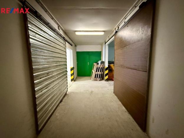 Pronájem skladu, Napajedla, 41 m2