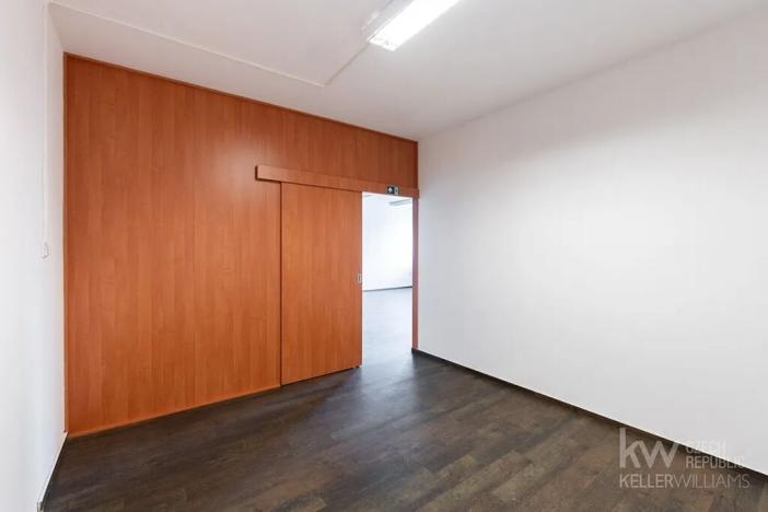 Pronájem kanceláře, Louny, Husova, 175 m2