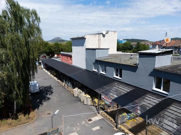 Pronájem kanceláře, Louny, Husova, 175 m2