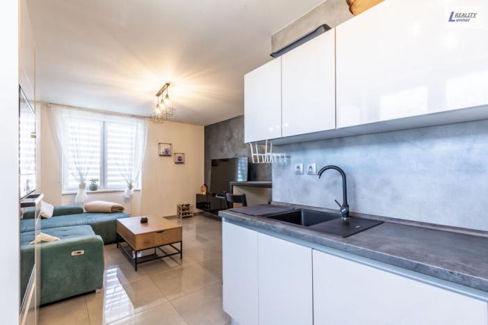 Prodej bytu 2+kk, Hořovice, 1. máje, 54 m2