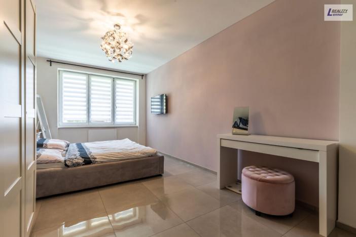 Prodej bytu 2+kk, Hořovice, 1. máje, 54 m2