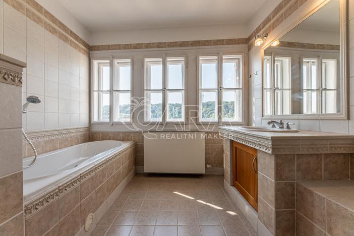 Pronájem bytu 2+kk, Praha - Hradčany, Loretánská, 110 m2