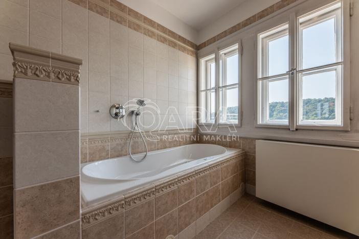 Pronájem bytu 2+kk, Praha - Hradčany, Loretánská, 110 m2