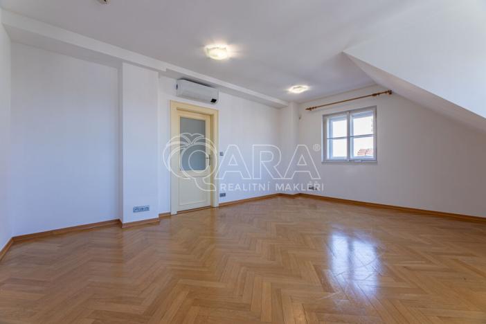 Pronájem bytu 2+kk, Praha - Hradčany, Loretánská, 110 m2