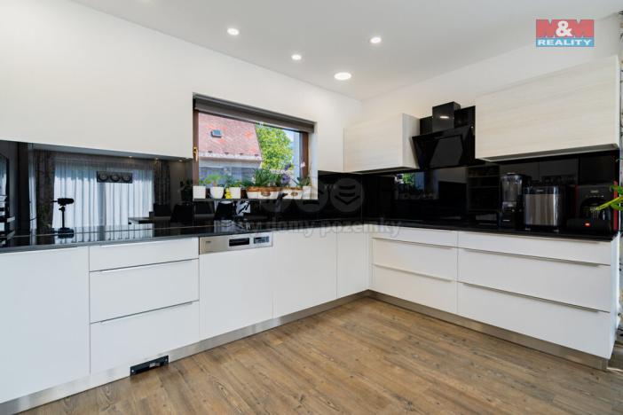 Prodej rodinného domu, Jindřichův Hradec - Jindřichův Hradec II, 9. května, 129 m2