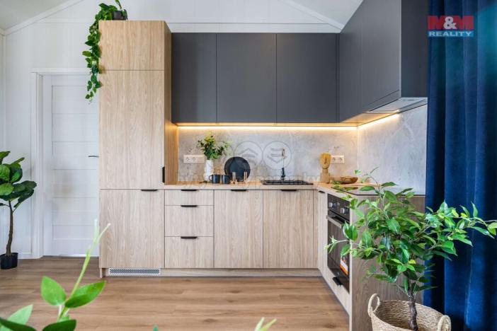 Prodej domu na klíč, Solnice, Masarykovo náměstí, 57 m2