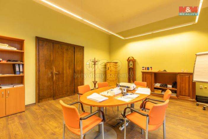 Prodej výrobních prostor, Rumburk - Rumburk 1, Komenského, 2387 m2