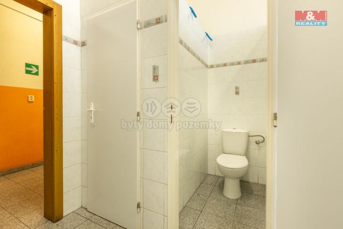 Prodej výrobních prostor, Rumburk - Rumburk 1, Komenského, 2387 m2