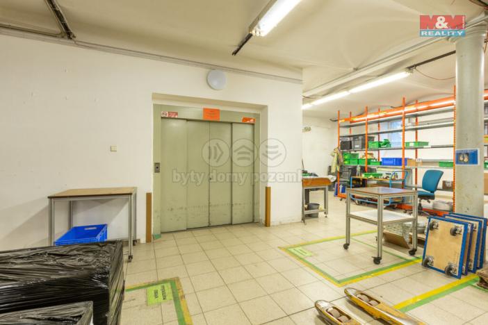 Prodej výrobních prostor, Rumburk - Rumburk 1, Komenského, 2387 m2