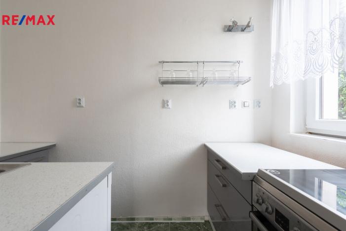 Prodej komerční nemovitosti, Měchenice, Hlavní, 330 m2