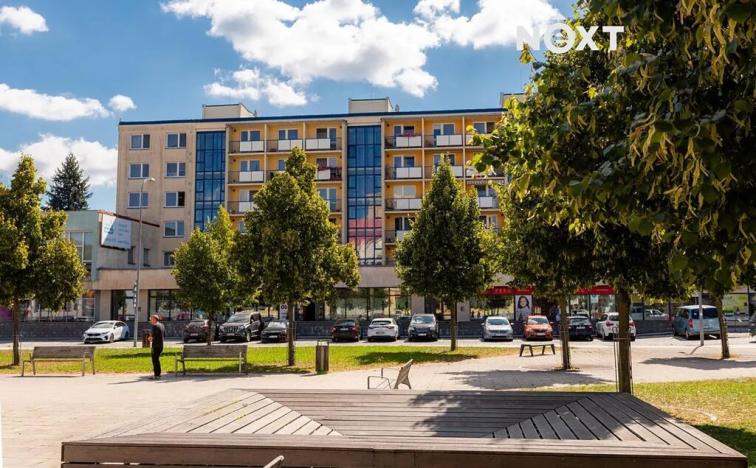 Prodej bytu 3+1, Vsetín, nám. Svobody, 72 m2