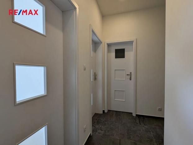 Pronájem bytu 2+1, Praha - Vršovice, Na louži, 59 m2