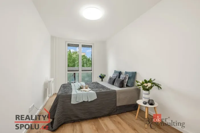 Prodej bytu 3+1, Praha - Modřany, Urbánkova, 79 m2