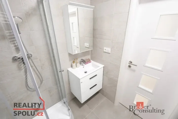 Prodej bytu 3+1, Praha - Modřany, Urbánkova, 79 m2