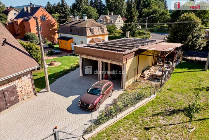 Prodej rodinného domu, Sadov, 372 m2