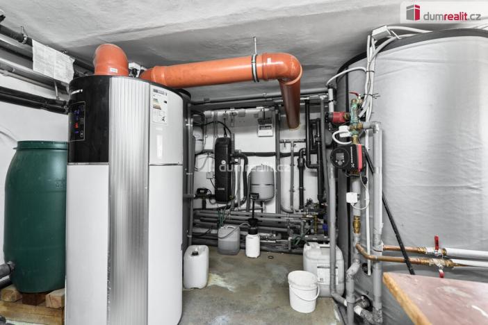 Prodej rodinného domu, Sadov, 372 m2