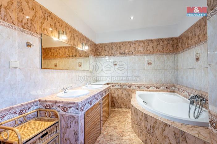 Prodej rodinného domu, Česká Kamenice - Horní Kamenice, Zámecká, 180 m2