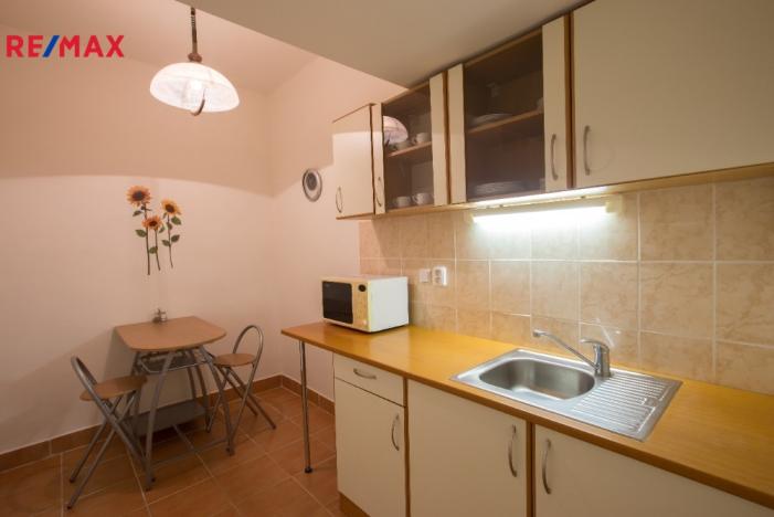 Pronájem kanceláře, Hradec Králové - Slezské Předměstí, Bieblova, 35 m2