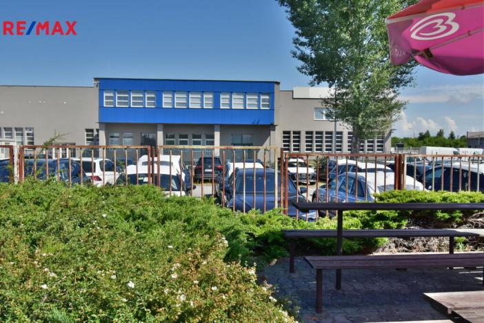 Pronájem skladu, Hradec Králové - Slezské Předměstí, Bratří Štefanů, 754 m2