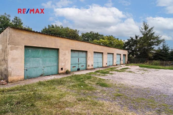 Prodej garáže, Měcholupy, 130 m2