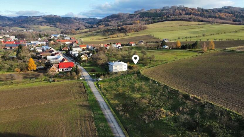 Prodej pozemku pro bydlení, Chomýž, 692 m2