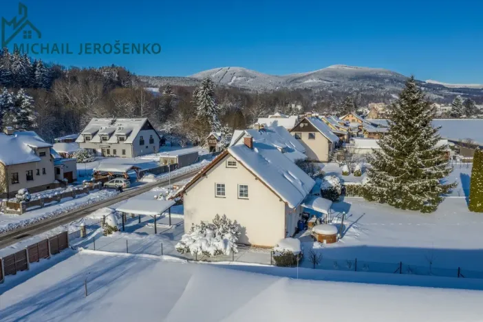 Prodej rodinného domu, Mladé Buky, 149 m2