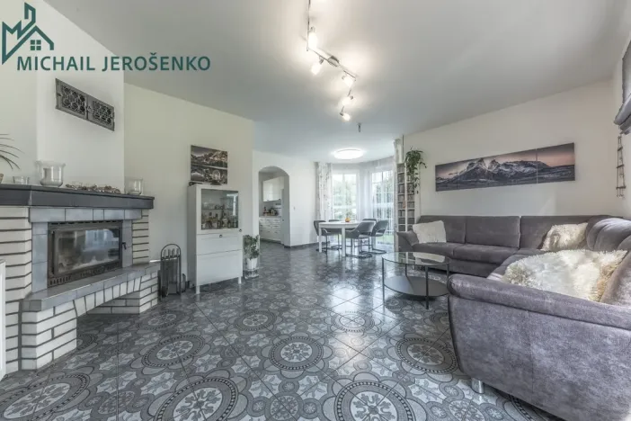 Prodej rodinného domu, Mladé Buky, 149 m2