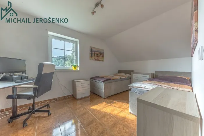 Prodej rodinného domu, Mladé Buky, 149 m2